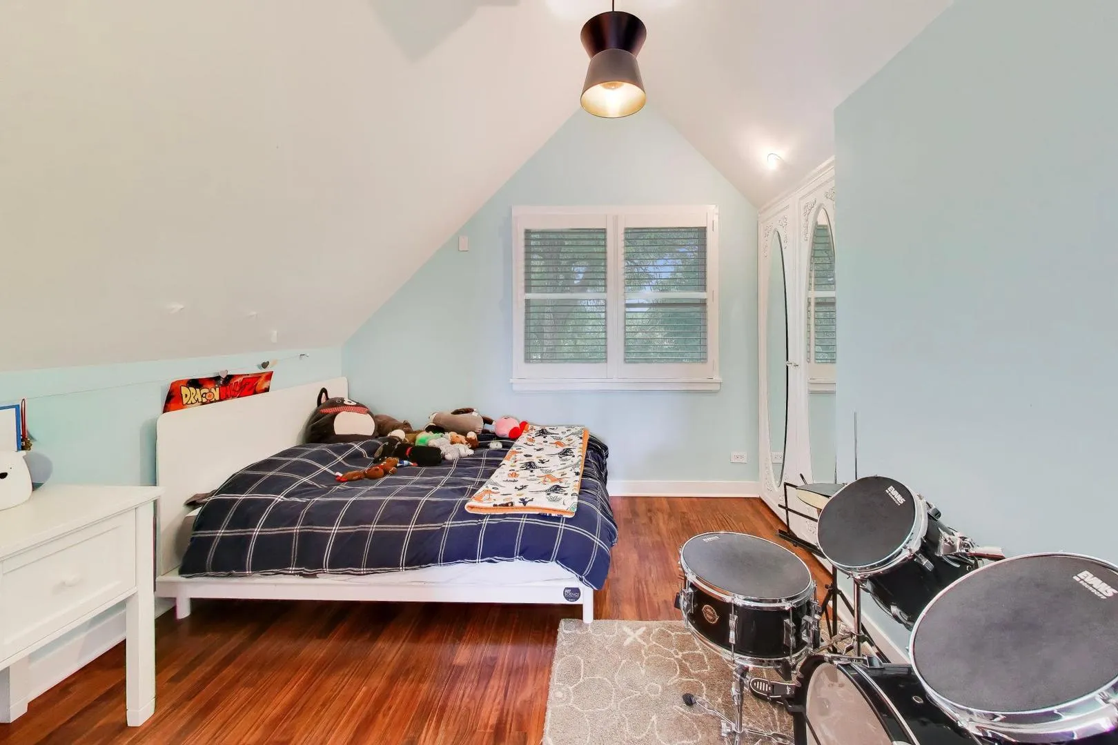 2010 W Bradley Pl, , 60618, USA 60618-Chicago-IL