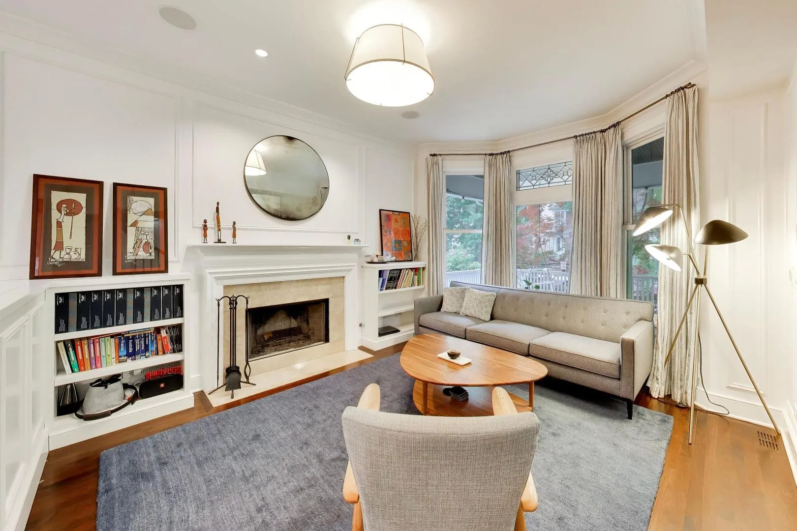 2010 W Bradley Pl, , 60618, USA 60618-Chicago-IL