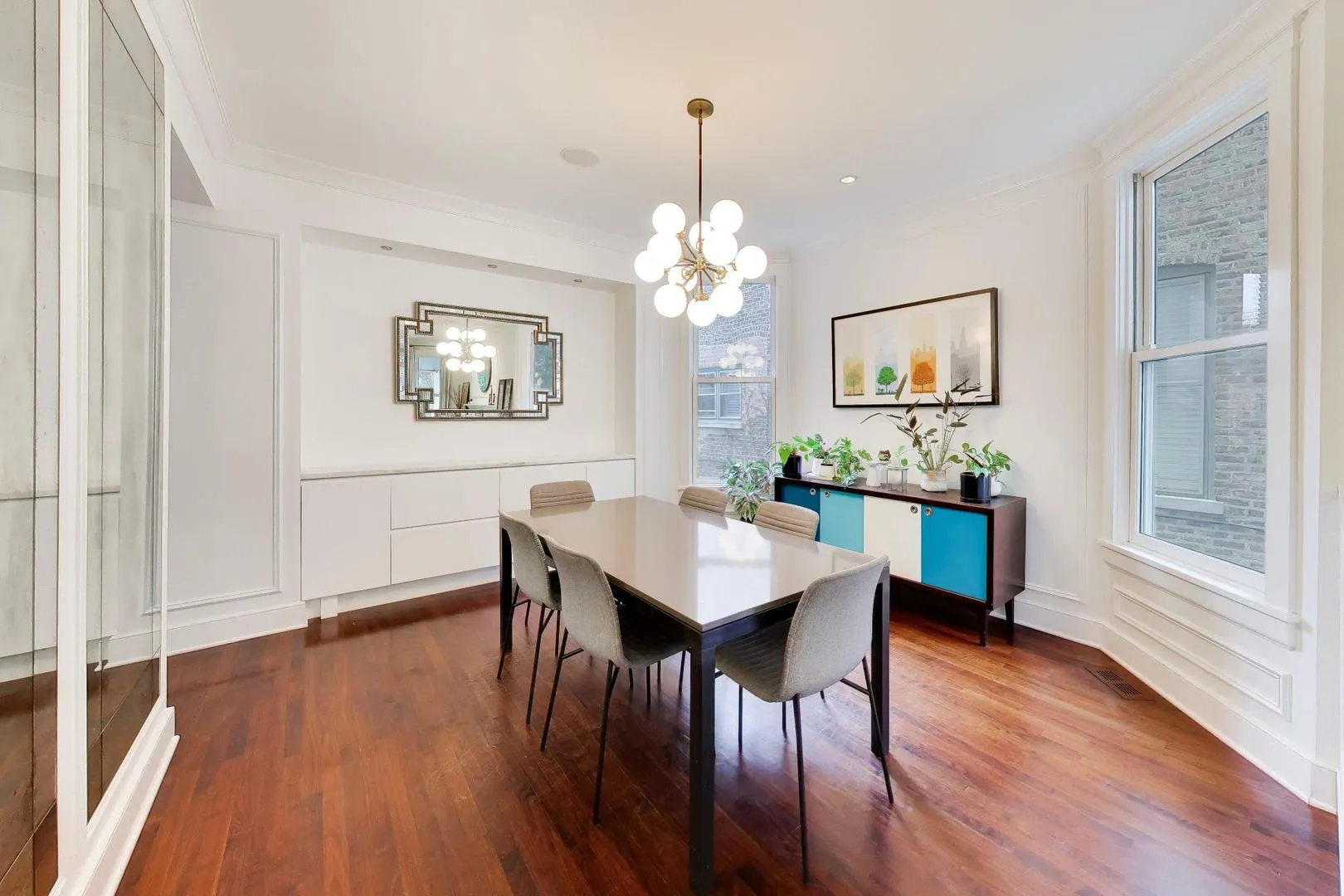 2010 W Bradley Pl, , 60618, USA 60618-Chicago-IL