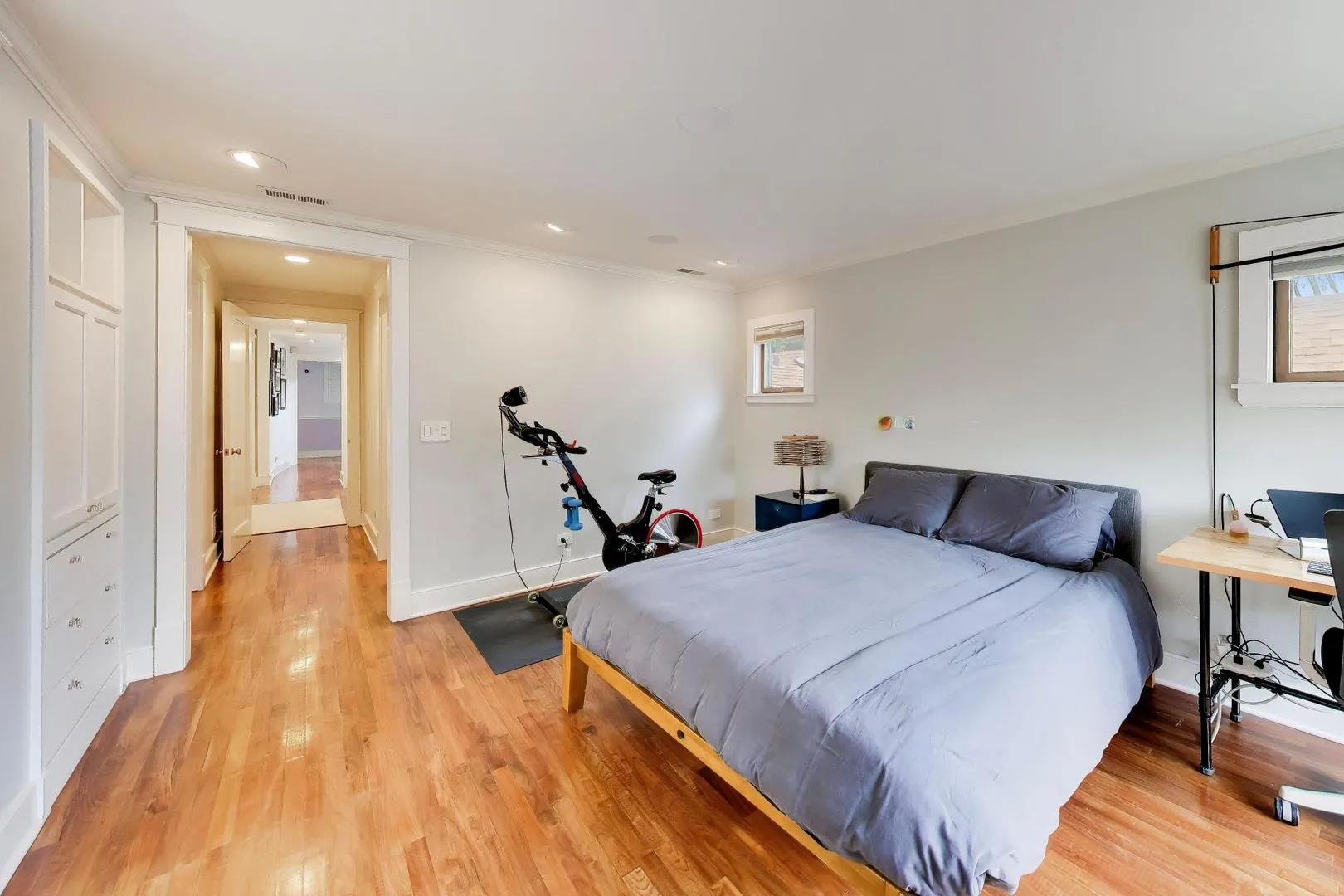 2010 W Bradley Pl, , 60618, USA 60618-Chicago-IL