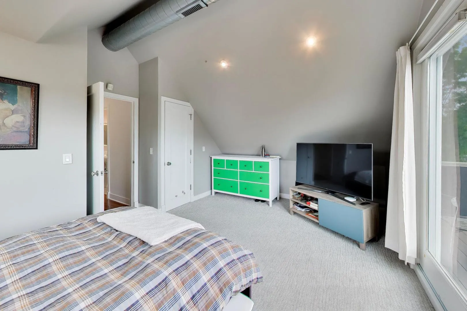 2010 W Bradley Pl, , 60618, USA 60618-Chicago-IL