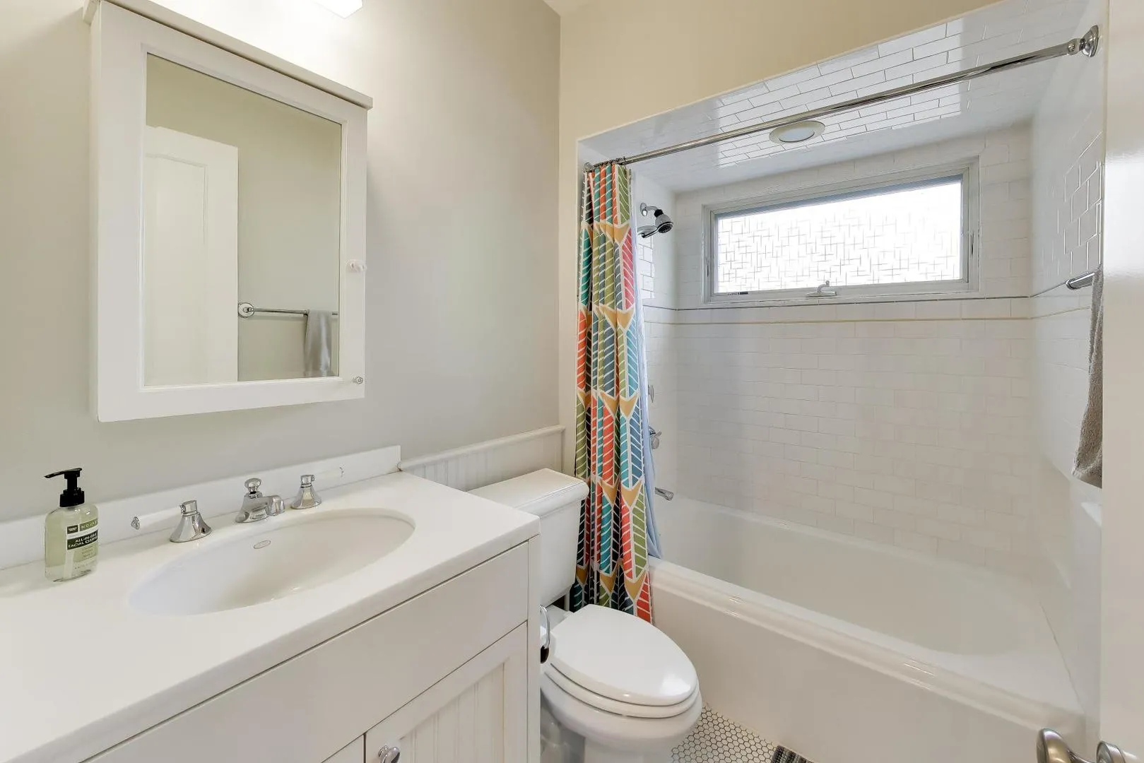2010 W Bradley Pl, , 60618, USA 60618-Chicago-IL