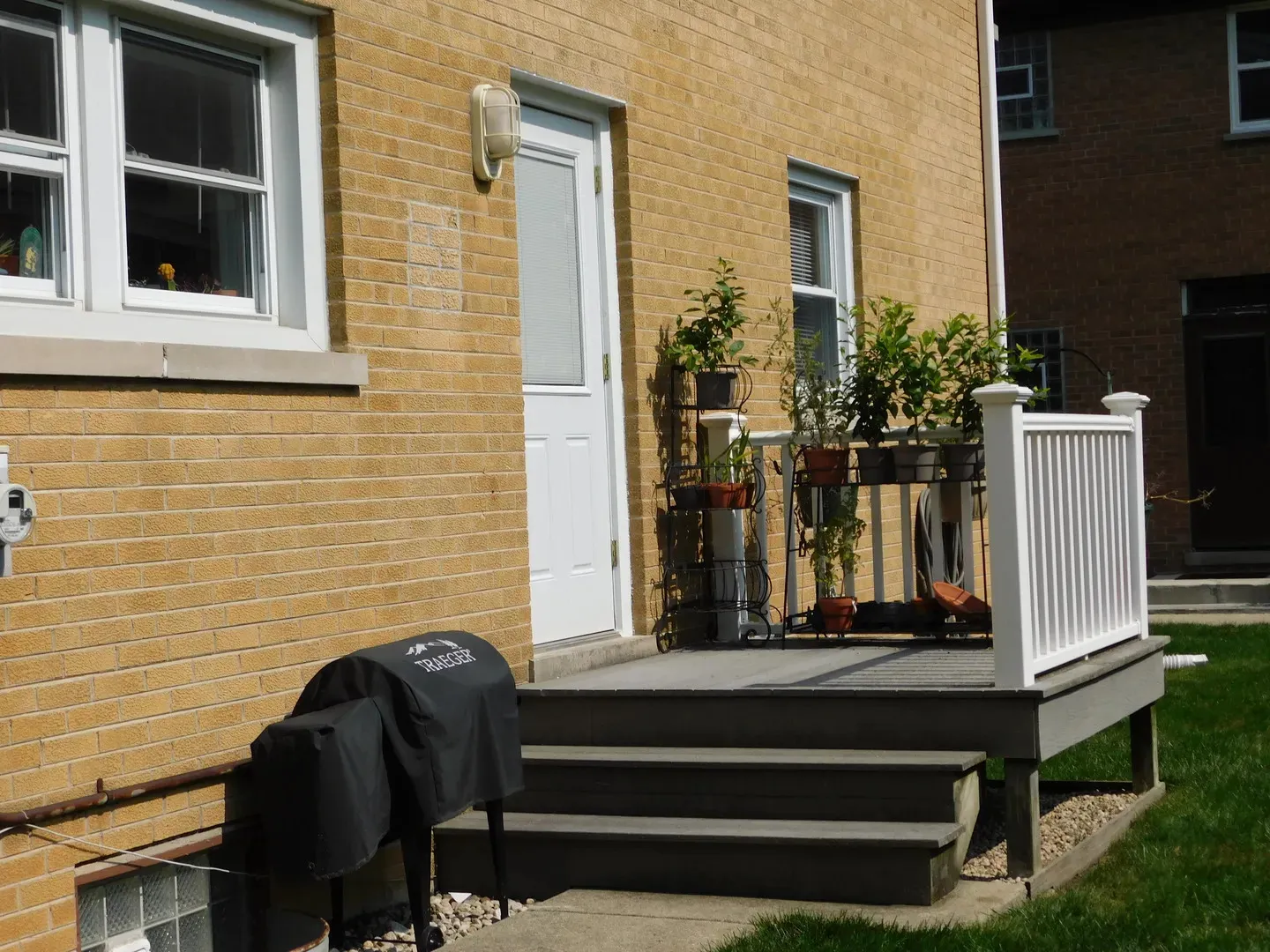 1911 Dewes St, ,  60025, USA 60025-Glenview-IL
