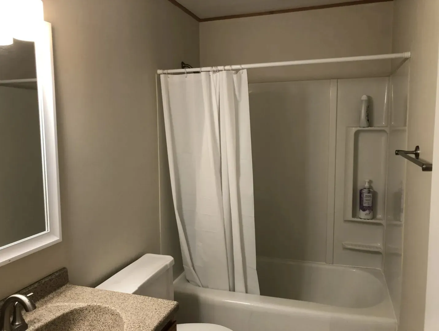 1911 Dewes St, ,  60025, USA 60025-Glenview-IL