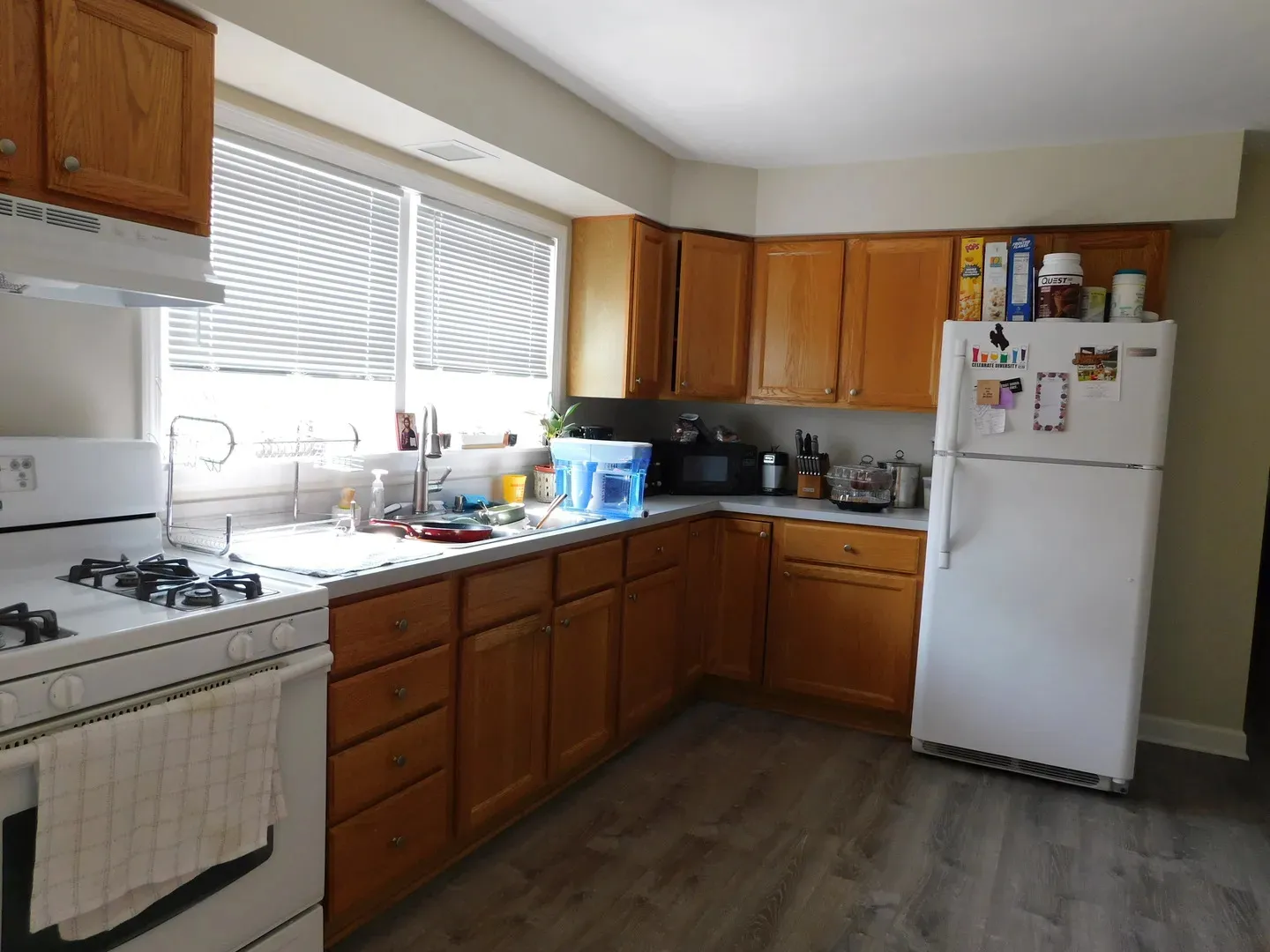 1911 Dewes St, ,  60025, USA 60025-Glenview-IL