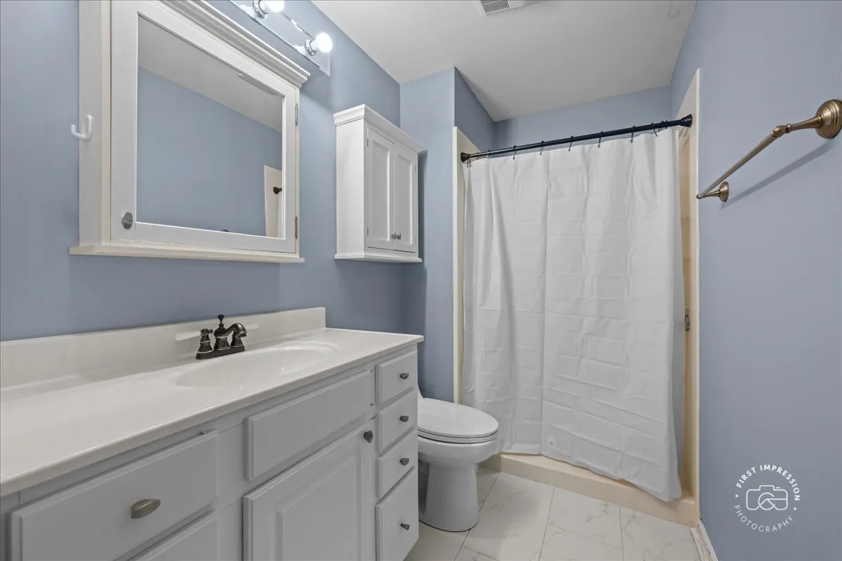 629 Dana Ct, ,  60563, USA 60563-Naperville-IL