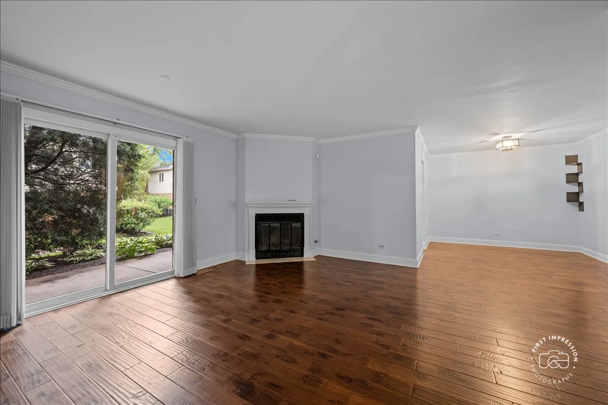 629 Dana Ct, ,  60563, USA 60563-Naperville-IL