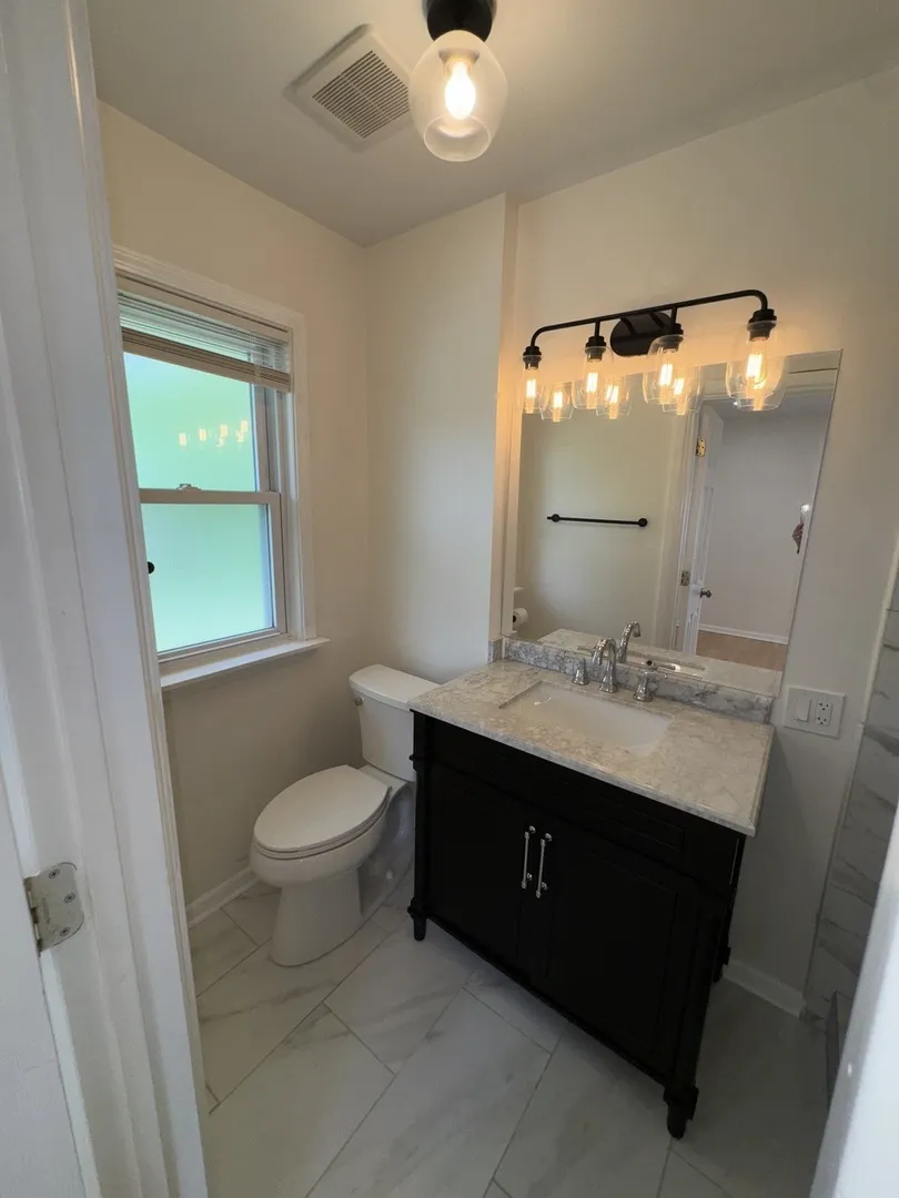 7450 Webster St, ,  60516, USA 60516-Downers Grove-IL
