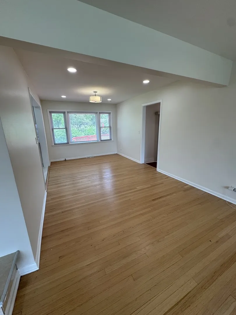 7450 Webster St, ,  60516, USA 60516-Downers Grove-IL