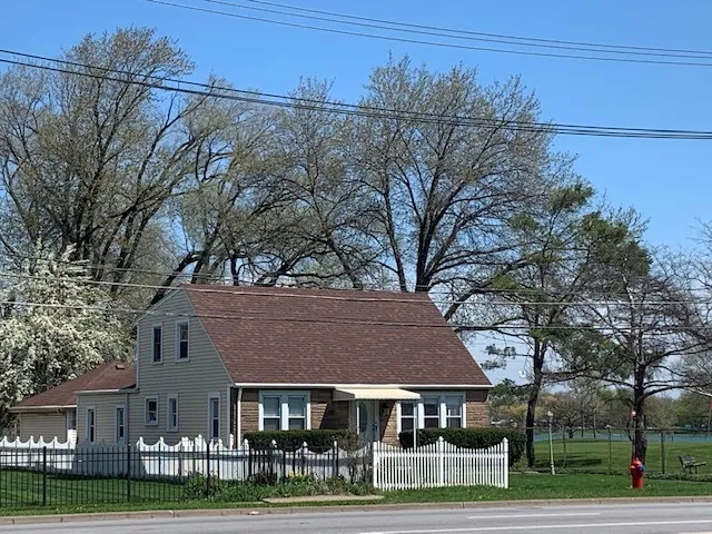 1000 E Touhy Ave, , 60018, USA 60018-Des Plaines-IL