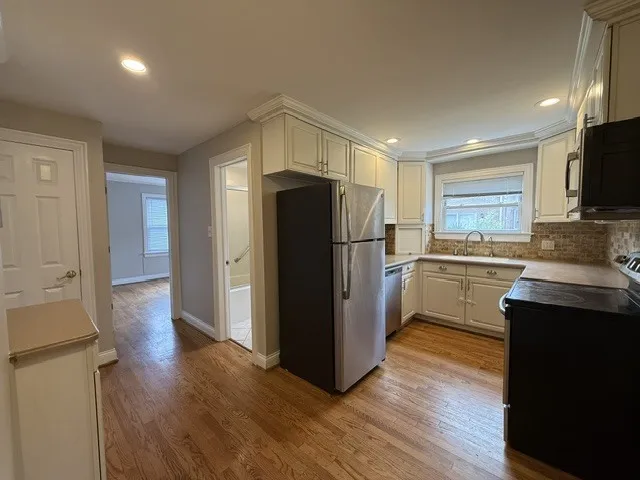 1000 E Touhy Ave, , 60018, USA 60018-Des Plaines-IL