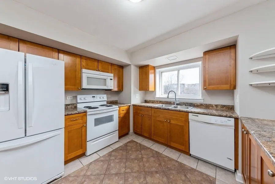 829 S Dwyer Ave, ,  60005, USA 60005-Arlington Heights-IL