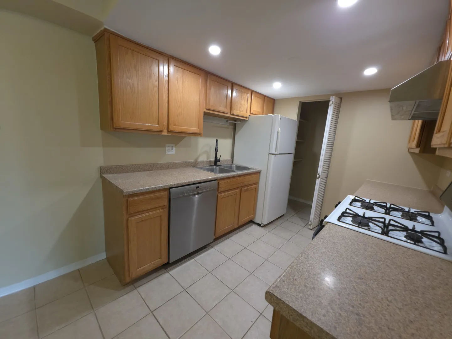 1665 Coach Dr, ,  60565, USA 60565-Naperville-IL