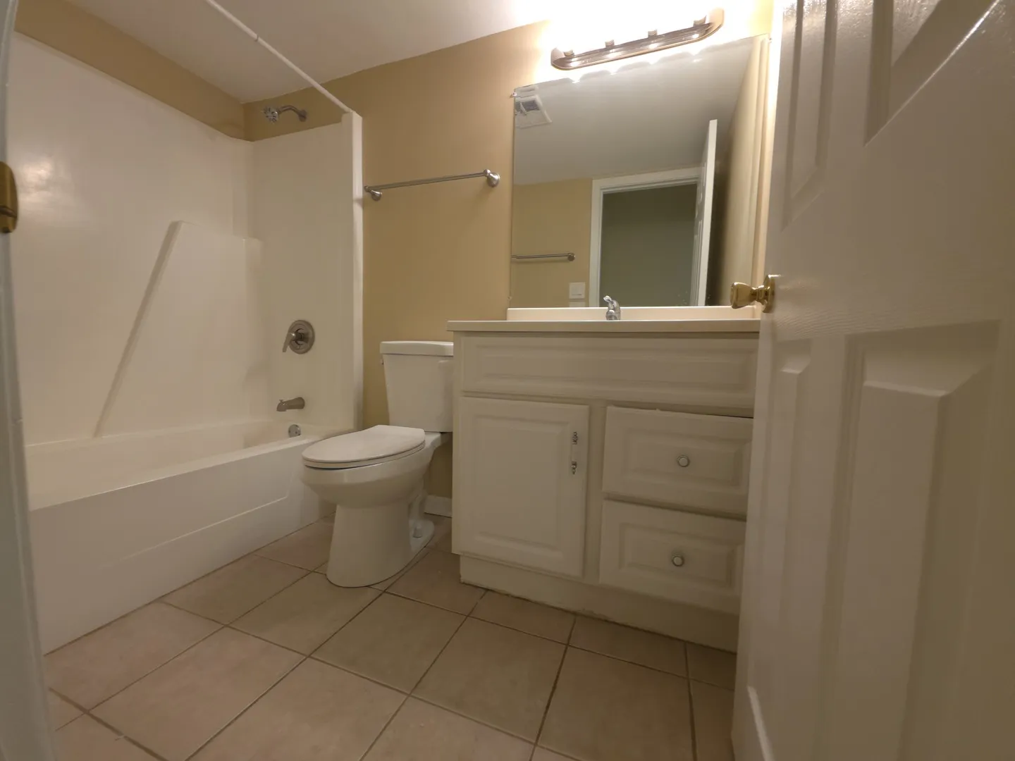 1665 Coach Dr, ,  60565, USA 60565-Naperville-IL