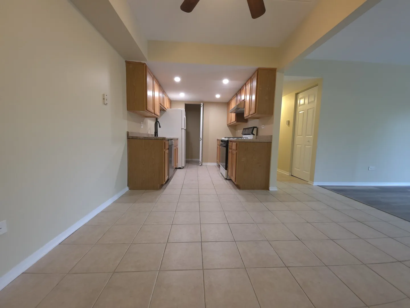 1665 Coach Dr, ,  60565, USA 60565-Naperville-IL