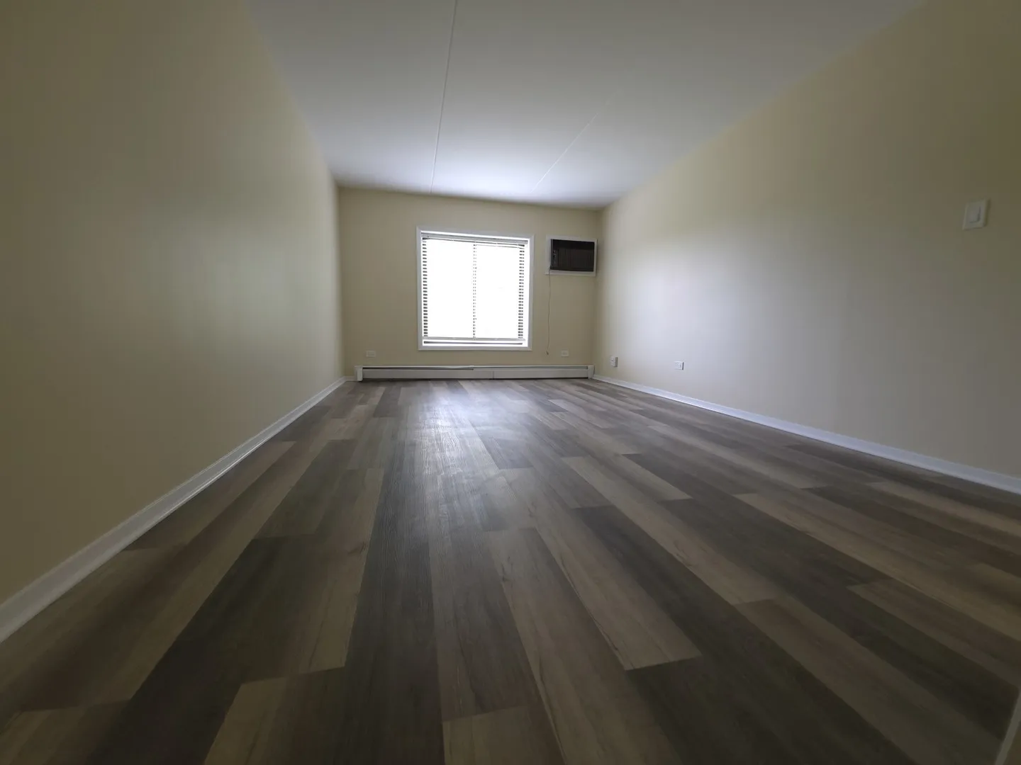 1665 Coach Dr, ,  60565, USA 60565-Naperville-IL