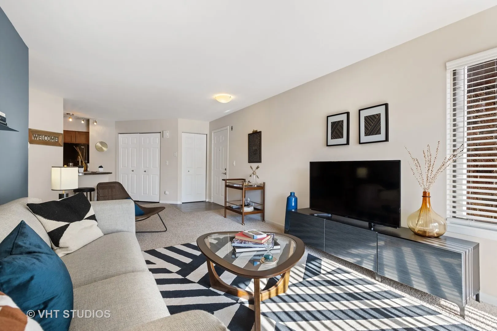 1651 Westminster Dr, ,  60563, USA 60563-Naperville-IL