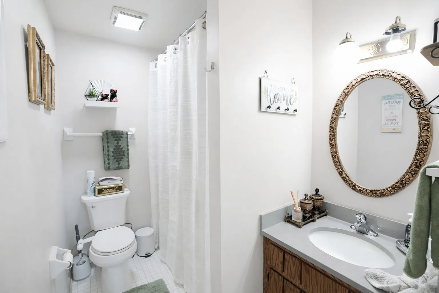1486 Stonebridge Cir, ,  60189, USA 60189-Wheaton-IL