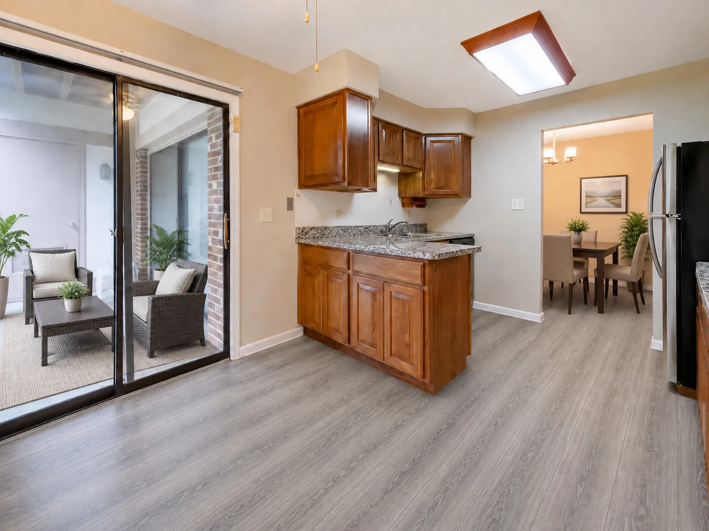 908 Knottingham Dr, ,  60193, USA 60193-Schaumburg-IL