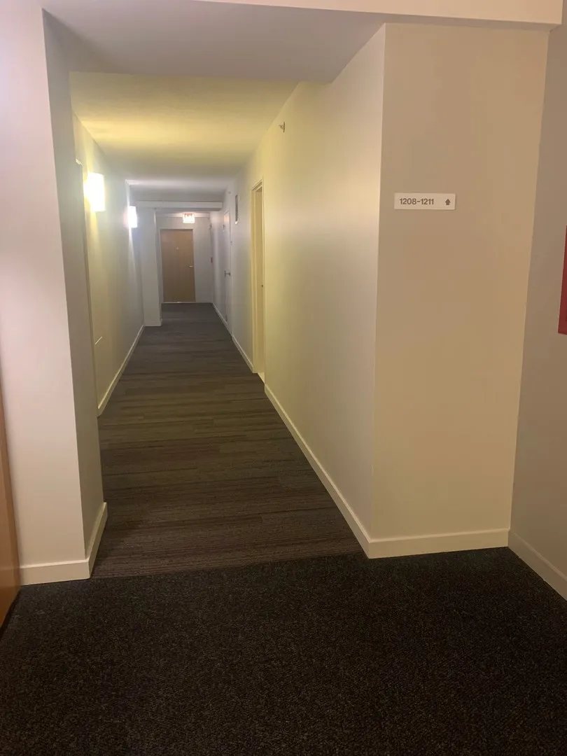 9655 Woods Dr, , 60077, USA 60077-Skokie-IL