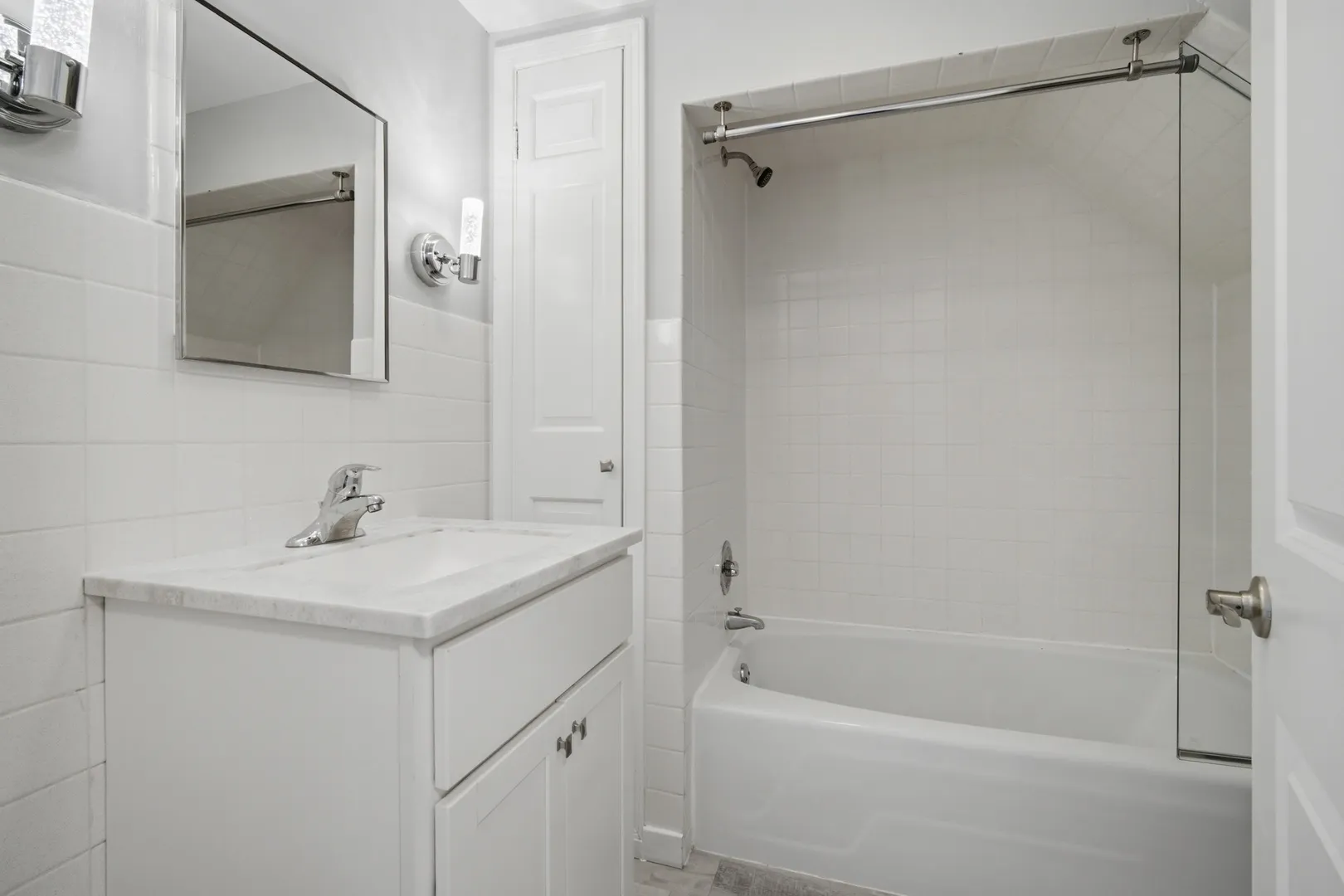 7314 N Crawford Ave, ,  60712, USA 60712-Lincolnwood-IL