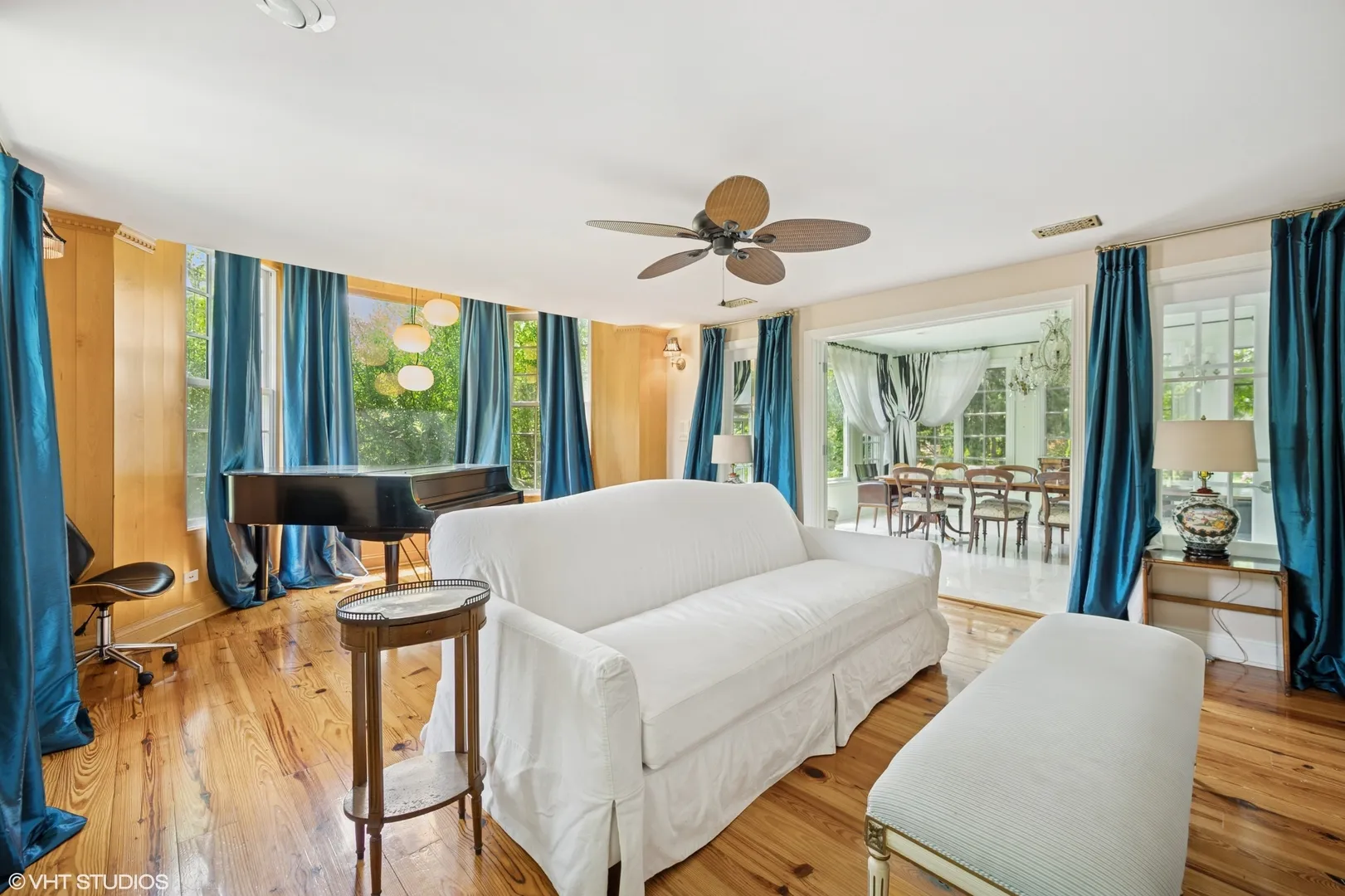 82 Woodley Rd, , 60093, USA 60093-Winnetka-IL