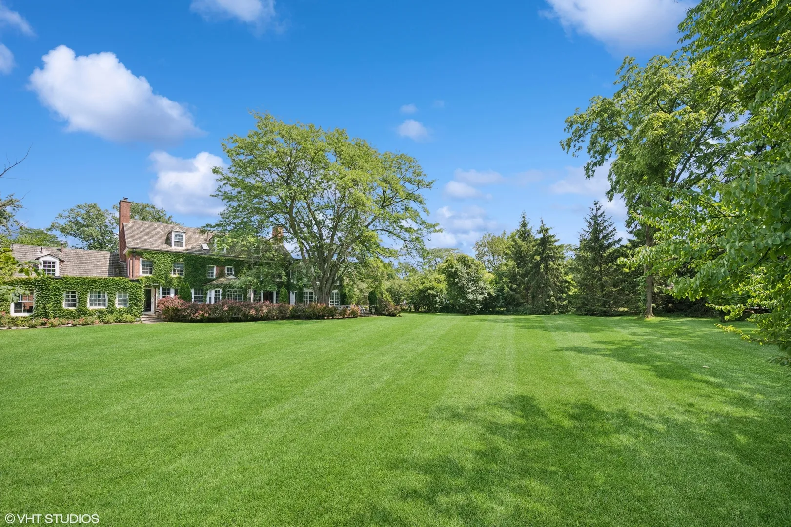 82 Woodley Rd, , 60093, USA 60093-Winnetka-IL