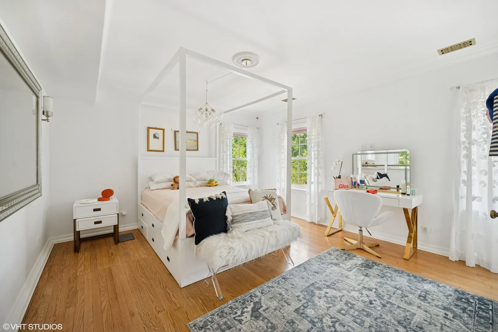 82 Woodley Rd, , 60093, USA 60093-Winnetka-IL