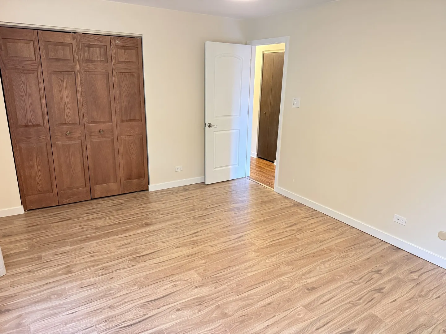 1756 Plymouth Ct, ,  60189, USA 60189-Wheaton-IL