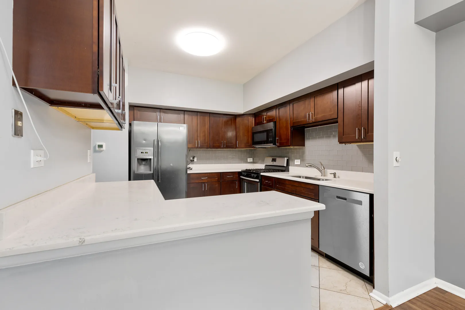 1175 Regency Dr, ,  60193, USA 60193-Schaumburg-IL