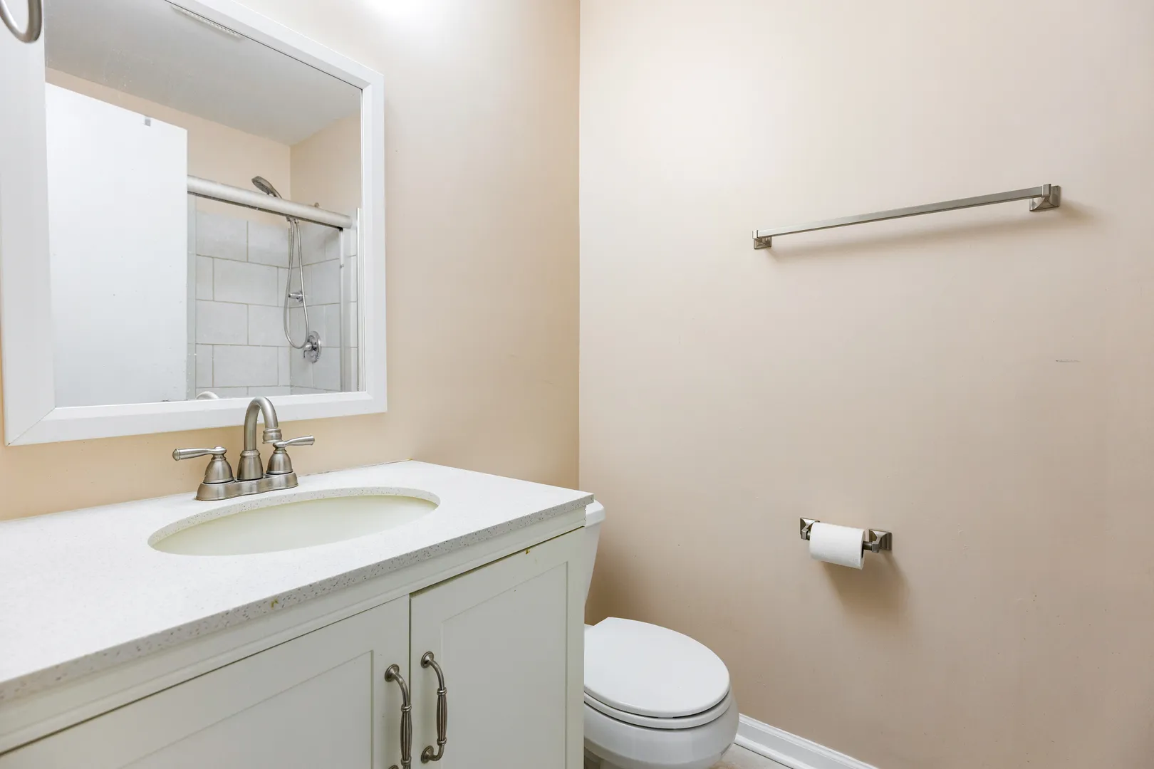 1175 Regency Dr, ,  60193, USA 60193-Schaumburg-IL