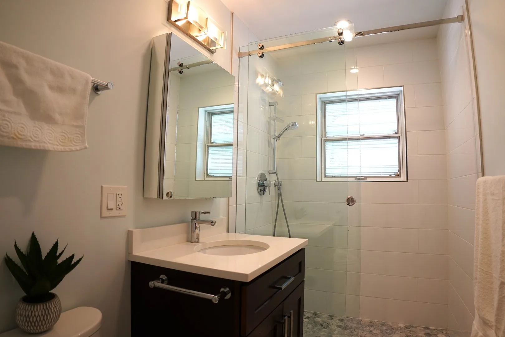 148 Maple Ave, ,  60091, USA 60091-Wilmette-IL