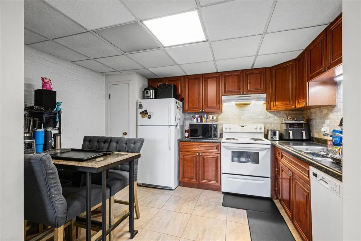 3223 W Parkway Dr, ,  60062, USA 60062-Northbrook-IL