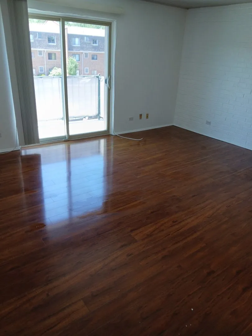 3223 W Parkway Dr, ,  60062, USA 60062-Northbrook-IL