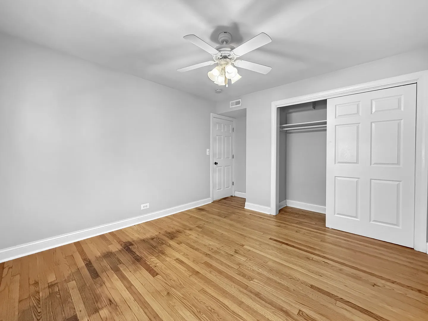 4850 Wright Terrace, ,  60077, USA 60077-Skokie-IL