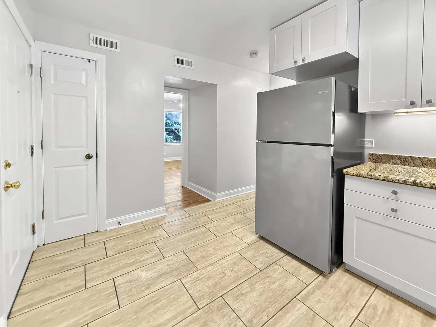 4850 Wright Terrace, ,  60077, USA 60077-Skokie-IL
