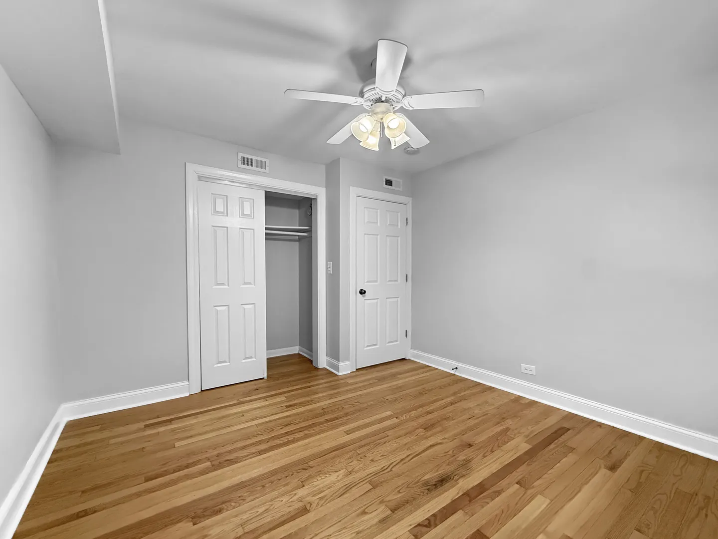 4850 Wright Terrace, ,  60077, USA 60077-Skokie-IL
