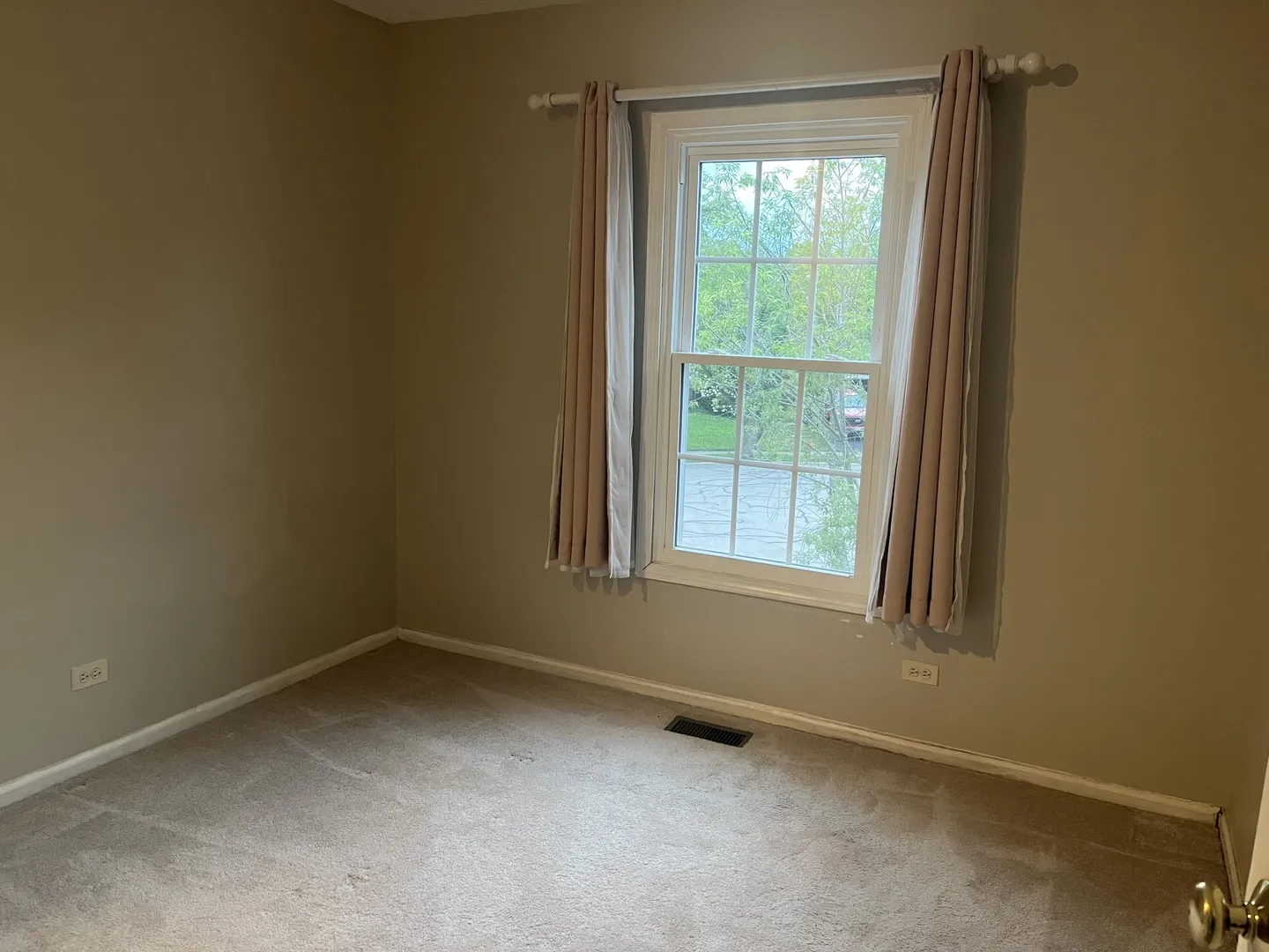 1208 Duke Ct, ,  60565, USA 60565-Naperville-IL
