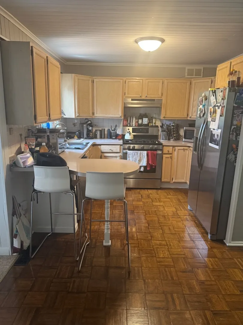 1505 65th Pl, La Grange Highlands, 60525, USA 60525-Indian Head Park-IL