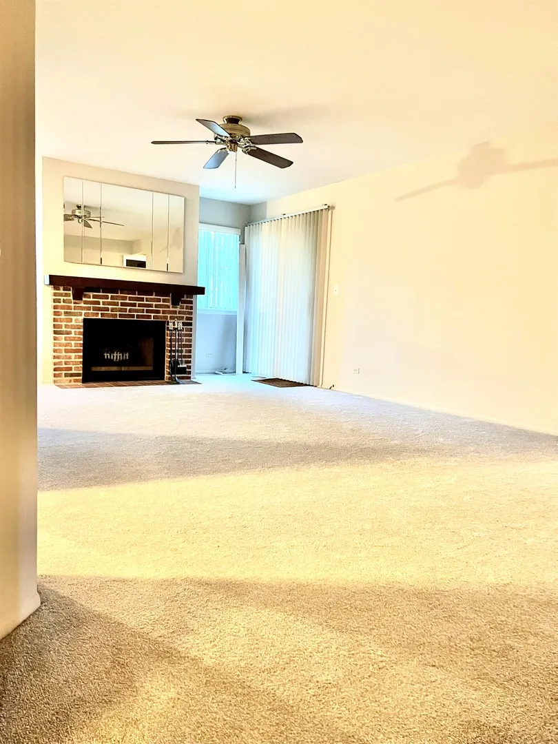 601 Hanover Ct, ,  60194, USA 60194-Schaumburg-IL