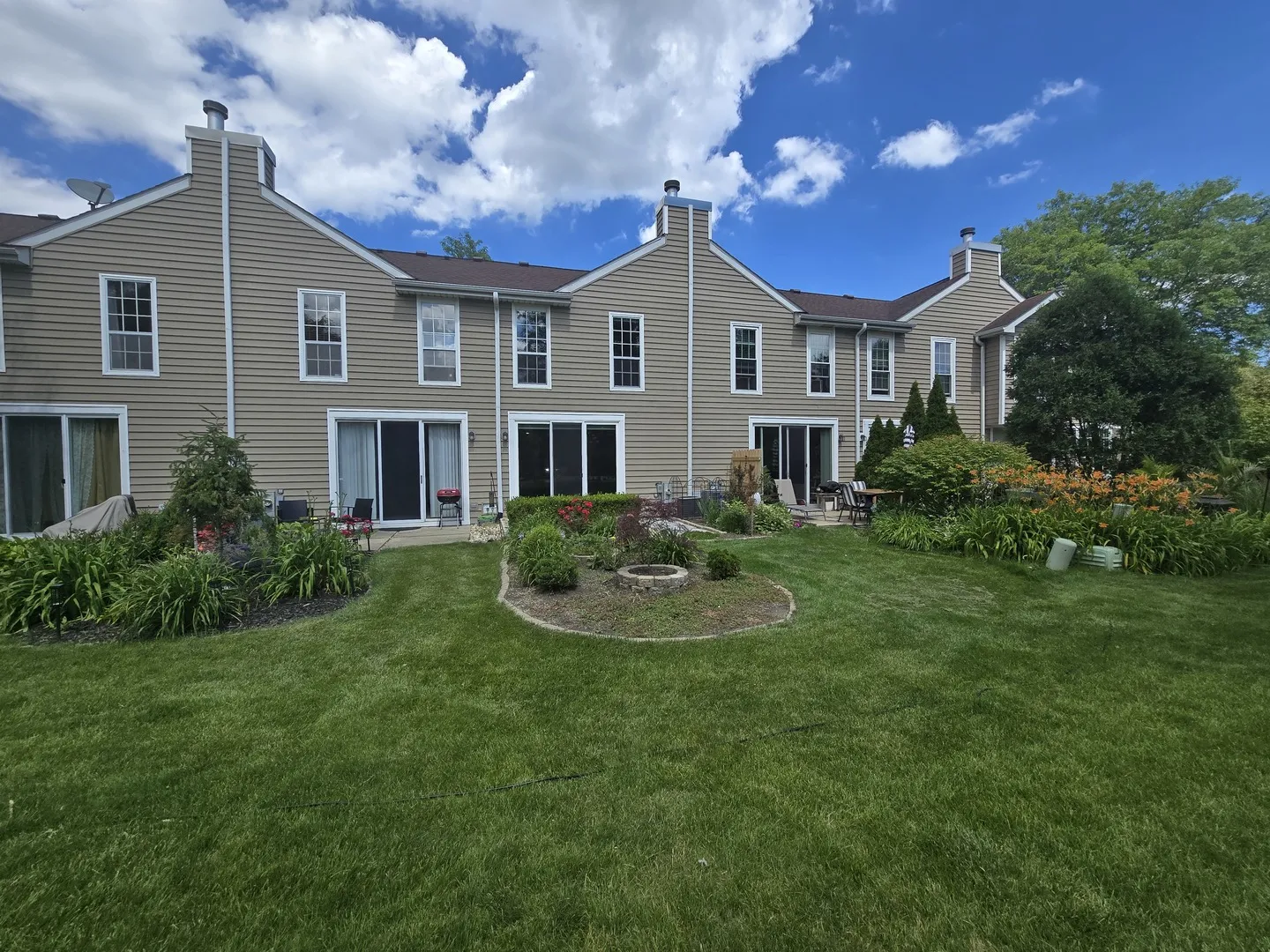 1264 Cranbrook Dr, ,  60193, USA 60193-Schaumburg-IL