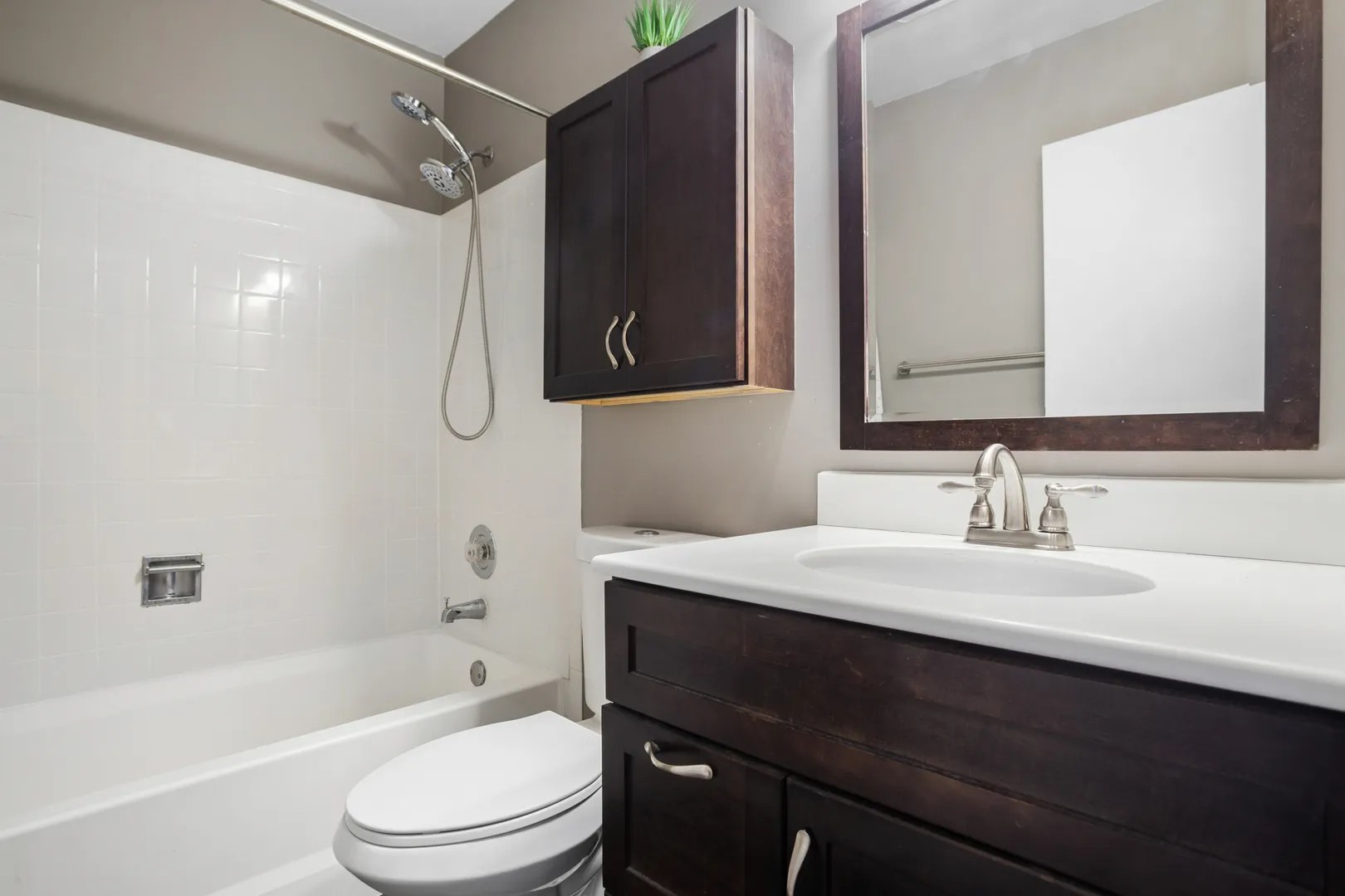 1264 Cranbrook Dr, ,  60193, USA 60193-Schaumburg-IL