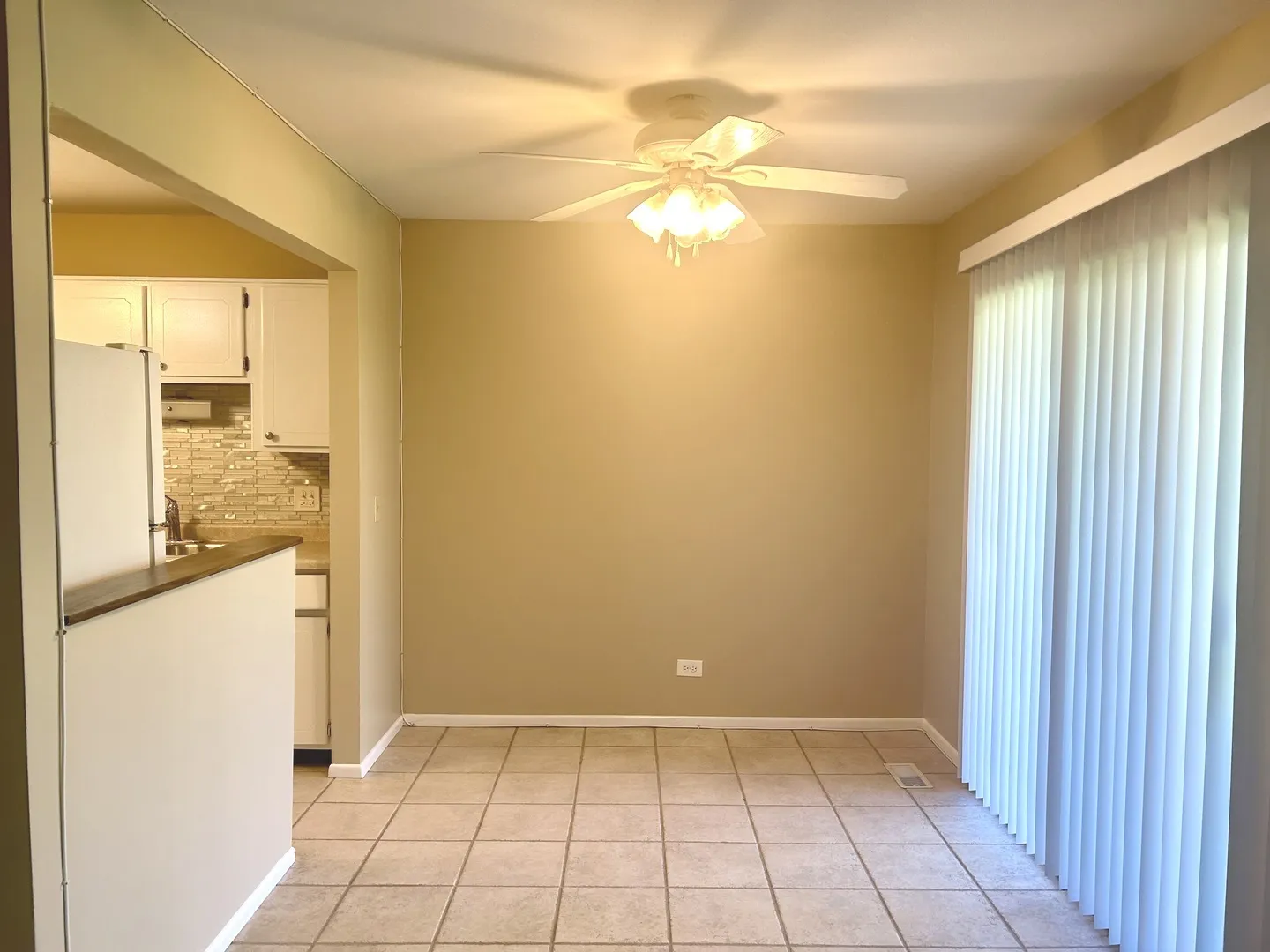 76 Margate Ct, , 60193, USA 60193-Schaumburg-IL