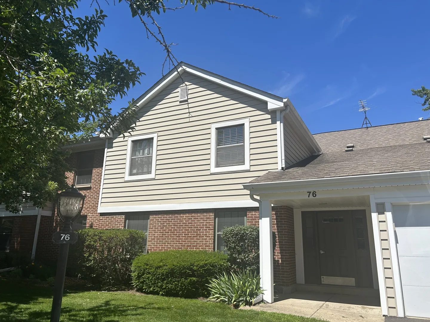 76 Margate Ct, , 60193, USA 60193-Schaumburg-IL