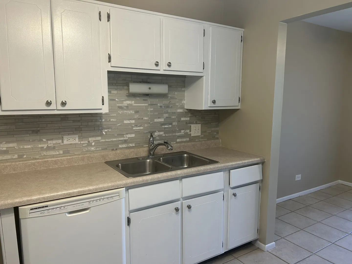 76 Margate Ct, , 60193, USA 60193-Schaumburg-IL