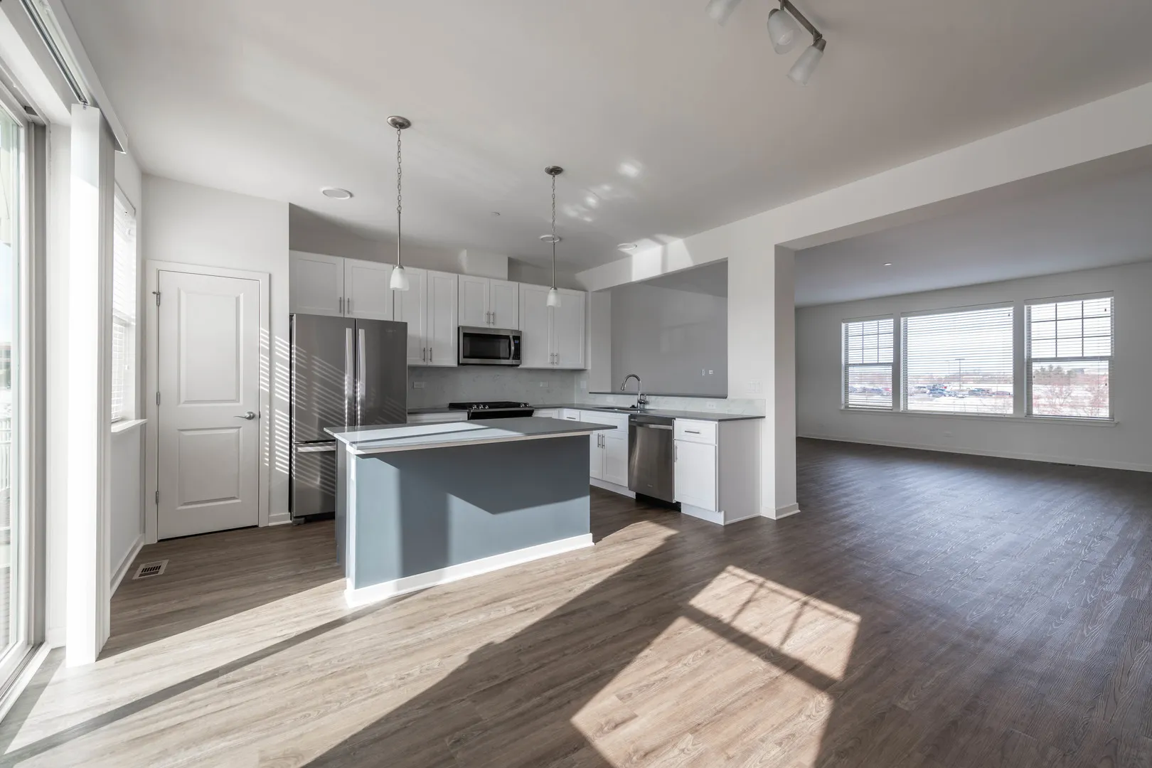 21599 W Field Ct, , 60010, USA 60010-Deer Park-IL