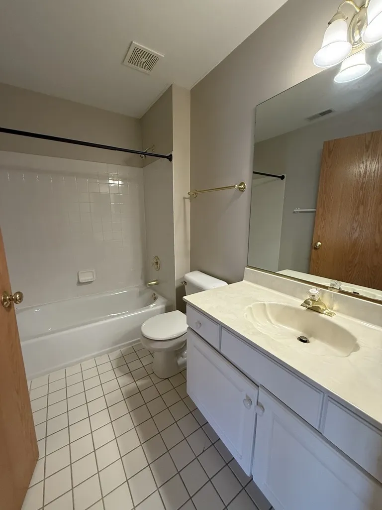 1449 Whitespire Ct, , 60565, USA 60565-Naperville-IL