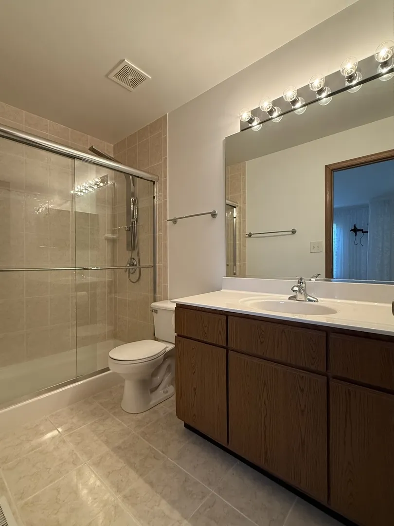 1910 Grove Ave, ,  60193, USA 60193-Schaumburg-IL