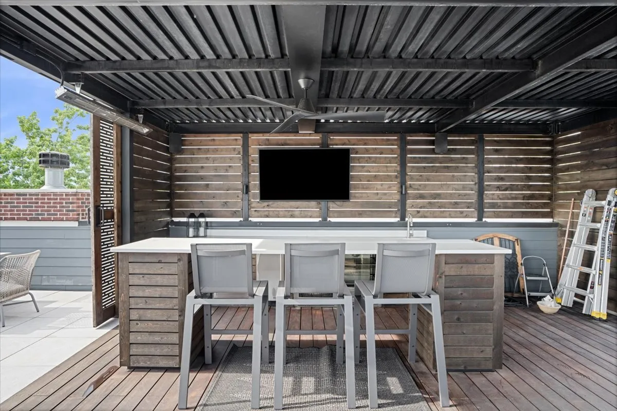 3514 N Leavitt St, ,  60618, USA 60618-Chicago-IL