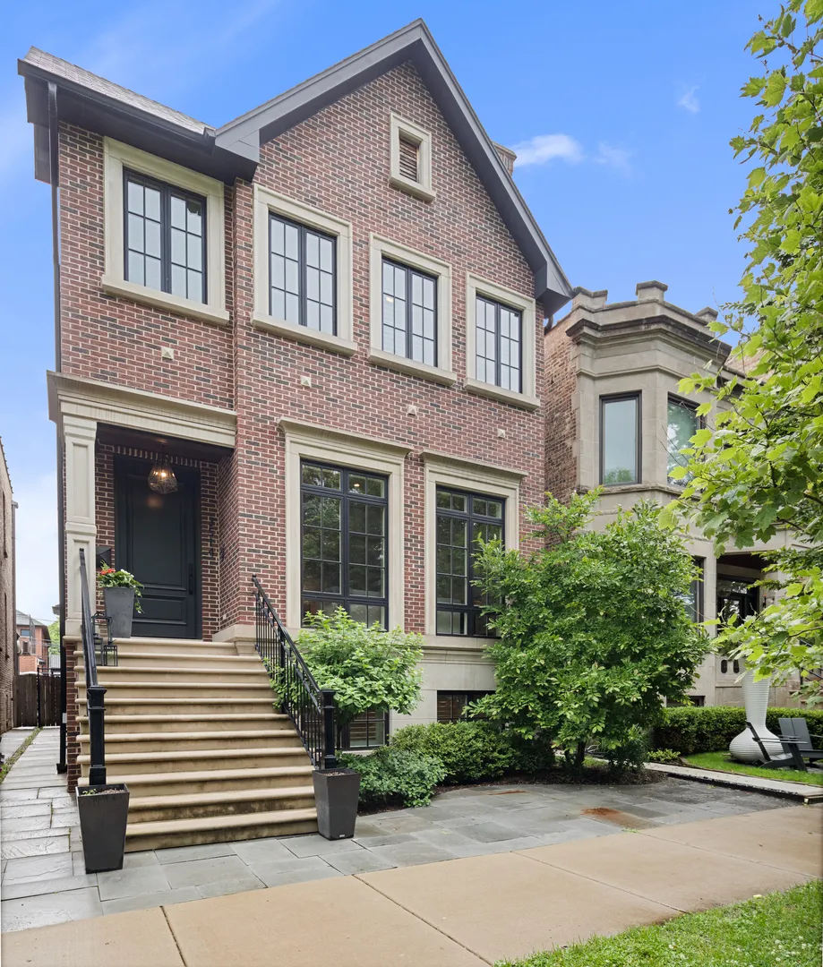 3514 N Leavitt St, ,  60618, USA 60618-Chicago-IL